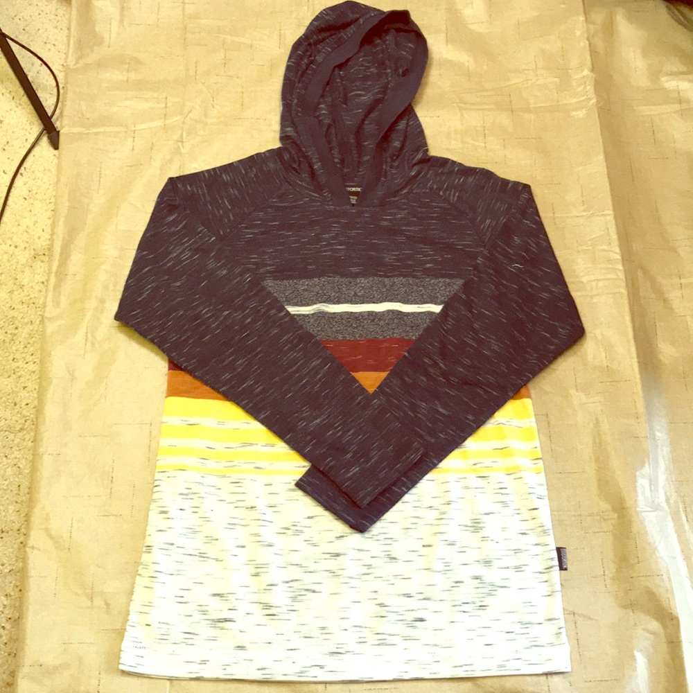 *NWT Hooded Long Sleeve Boy’s Shirt - Picture 1 of 5